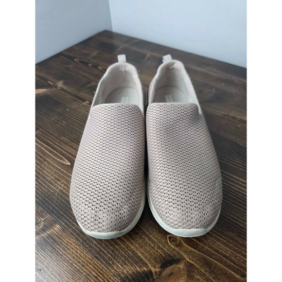 Skechers Shoes Womens Sz. 8.5 Beige Go Walk Joy Goga Max Knit Slip On Comfort - Picture 2 of 14